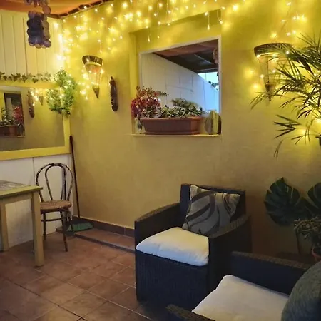 Shangri-la 2 アパート *