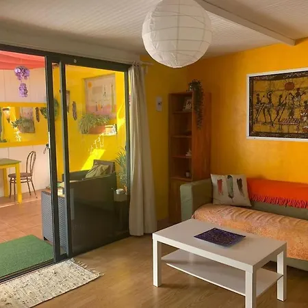 Shangri-la 2 アパート カレタ・デ・フステ