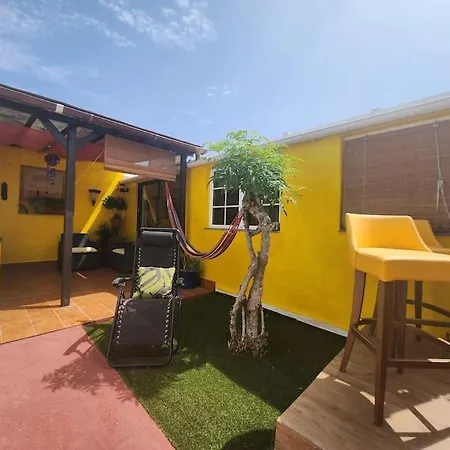 アパート Shangri-la 2 カレタ・デ・フステ